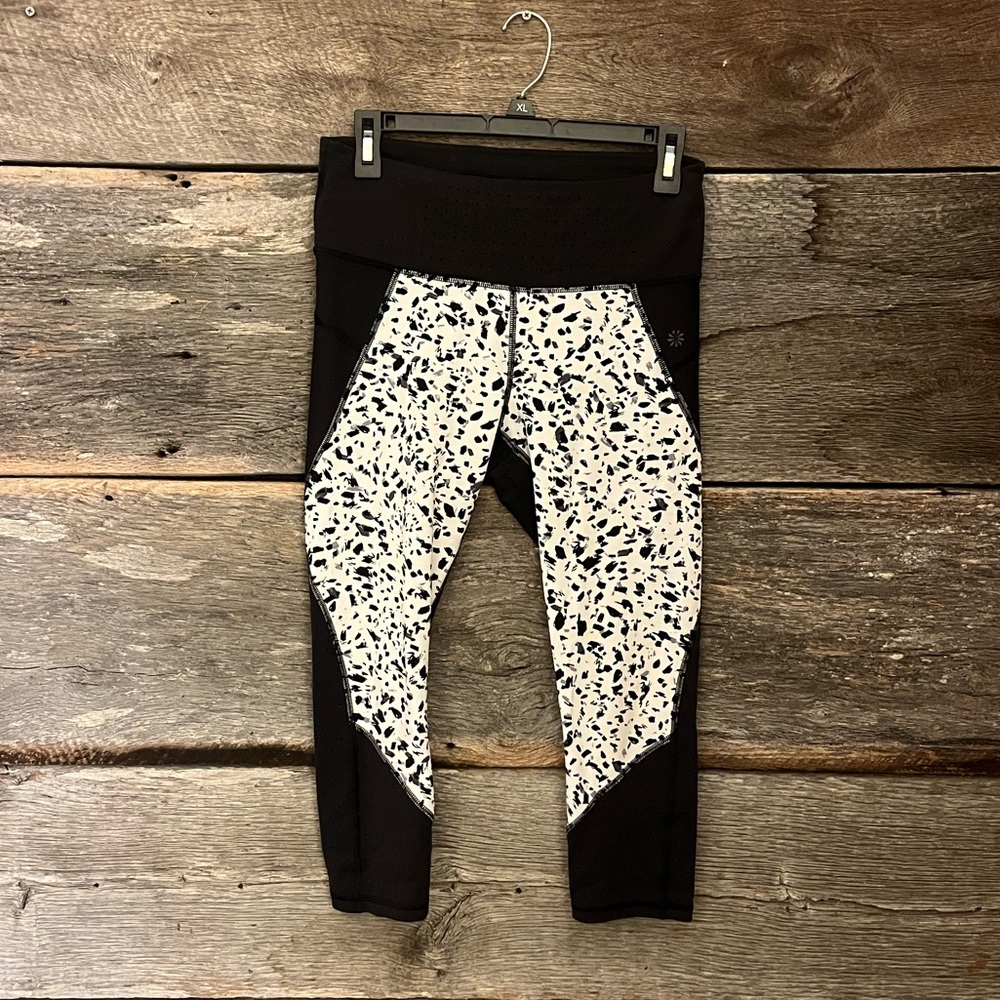 Athleta Leopard Print Leggings